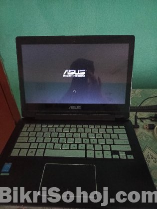Asus Laptop with touch screen
